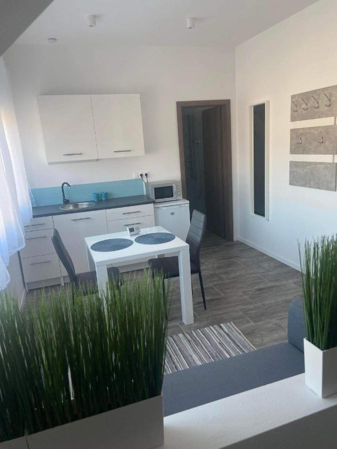 Villa Corner تيهاني المظهر الخارجي الصورة